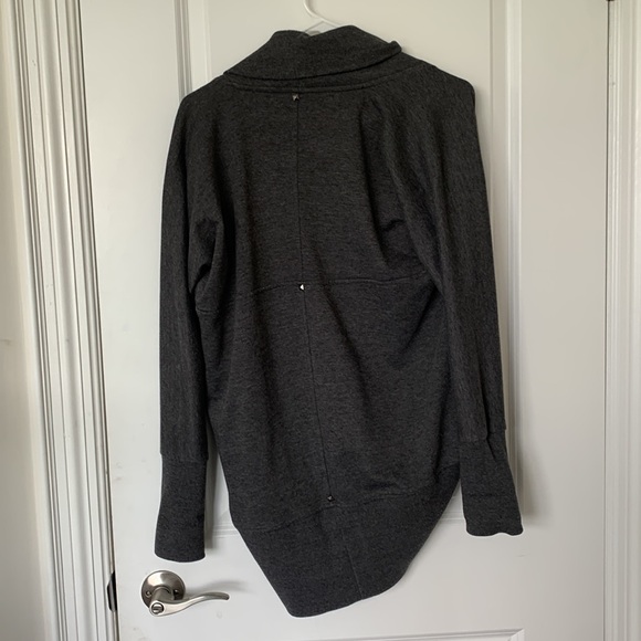 Revamped cardigan grey - Picture 4 of 4